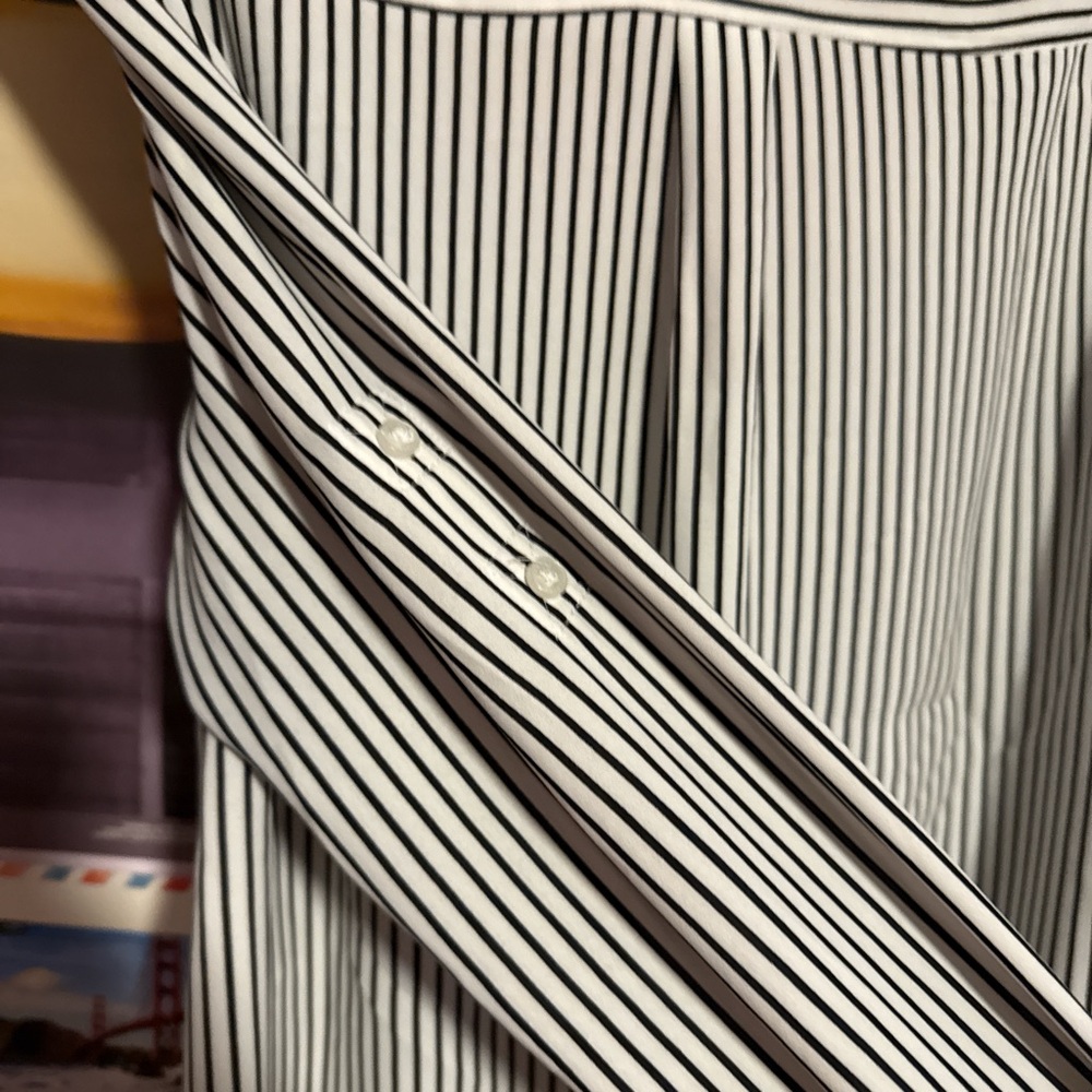 express striped button down blouse - Picture 5 of 6